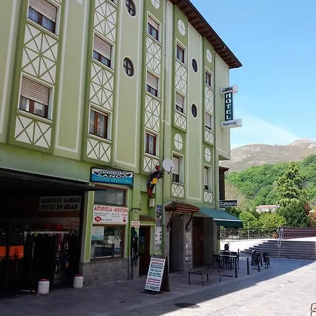 Monteverde Gasthuis Onís